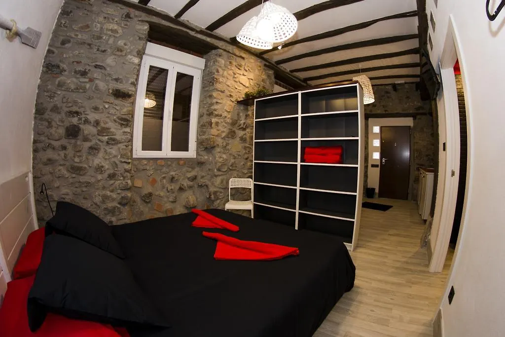Andra Mari Apartamentu Turistikoak بيرميو 0*,  إسبانيا